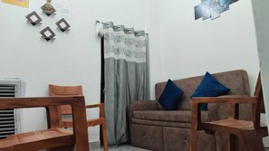 Télévision à écran plat de 32 pouces avec chaînes par câble