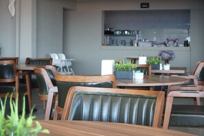 Restaurant - Çam otel (Altinoluk)