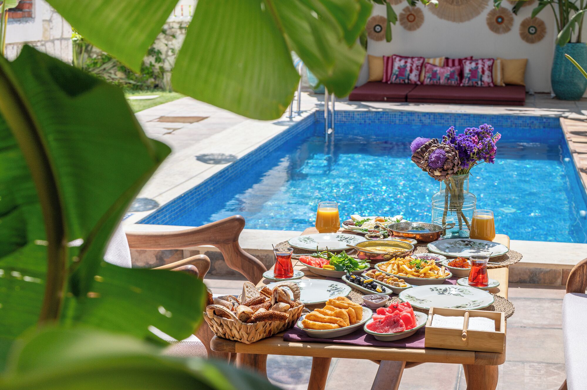 Free daily local cuisine breakfast