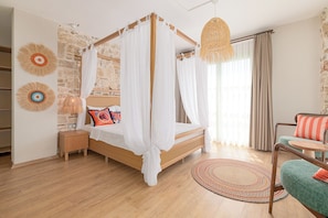 Deluxe Romantic Oda | Minibar, individually decorated, individually furnished, soundproofing - Cerenity Alaçatı (Cesme)