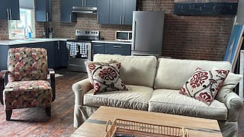 TV