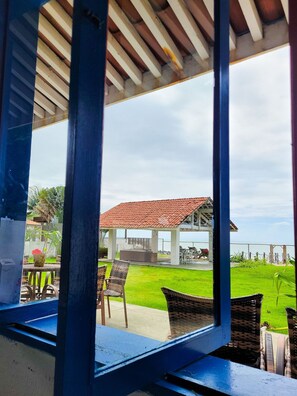 Suite | Outdoor dining - Pousada Nossa Casa Maracaipe (Ipojuca)