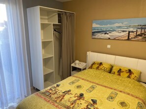 2 多间卧室、熨斗/熨衣板、WiFi、床单