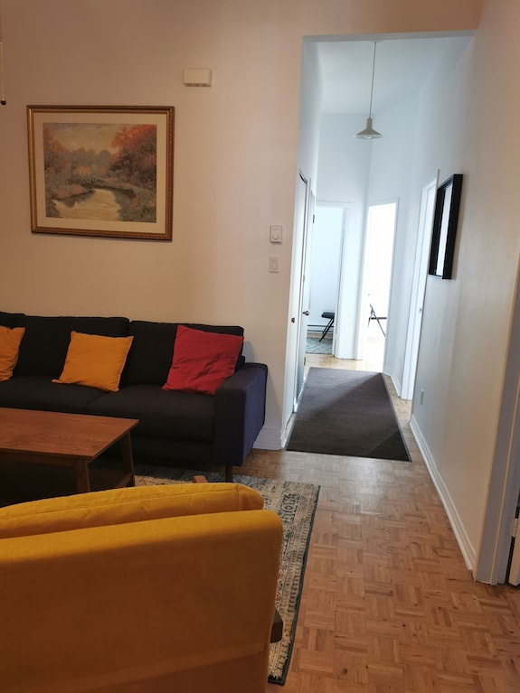 Large Apartment Downtown 1227, 3 Bedrooms - Quebec