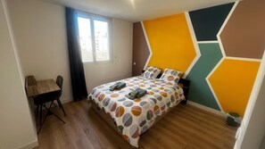 3 chambres, fer et planche à repasser, Wi-Fi, literie fournie