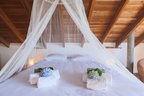 2 chambres, fer et planche à repasser, accès Internet, draps fournis