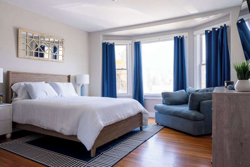 2 bedrooms, iron/ironing board, travel cot, WiFi