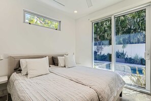 3 soverom, strykejern/-brett, wi-fi og sengetøy