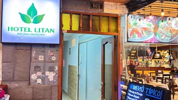 Fachada de la propiedad