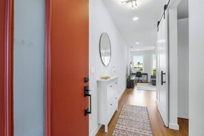 Welcome to Creekside Modern! - Creekside Modern - Community Pool | Ping Pong (New Braunfels)