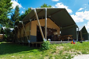 Exterior - Camping 2000 - Sahara tent XXL (Osecná)