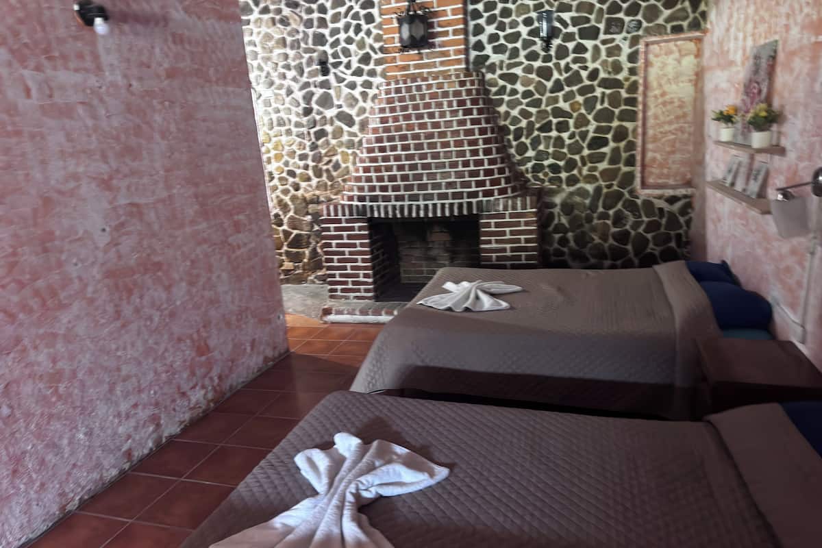 Family Room, Patio | Free WiFi