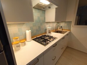 Microwave, coffee/tea maker