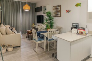 Interior - Tracadero Le Petit 7 Apt, 1 Hab. (Dominicus)