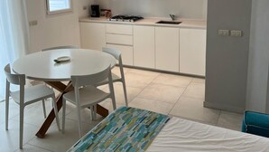 Uklassifisert bilde, 3 av 40, knapp