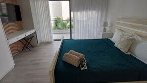 1 室のベッドルーム、WiFi
