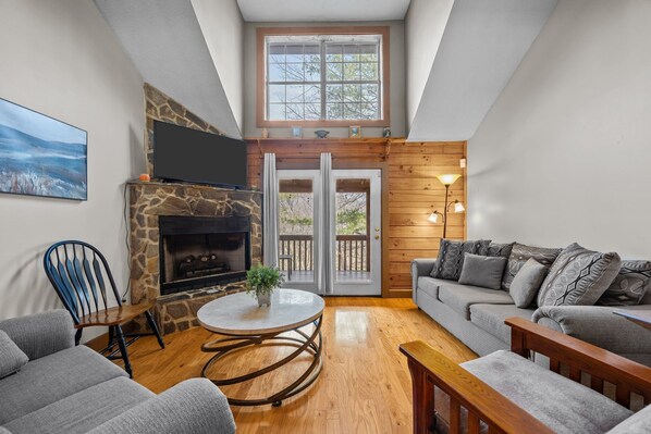 TV connectée, cheminée