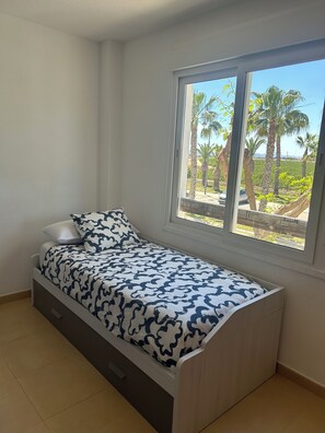 2 Schlafzimmer, Bügeleisen/Bügelbrett, kostenloses WLAN, Bettwäsche