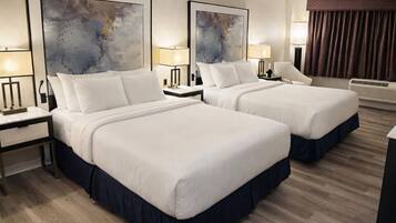 Deluxe Double Room | Desk, laptop workspace, iron/ironing board, free WiFi