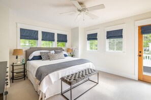 4 bedrooms, iron/ironing board, free WiFi, bed sheets