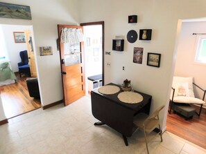 Interior - Private, convenient to Roanoke, Clifton forge, Lexington. Easy access to Rt 220 (Eagle Rock)