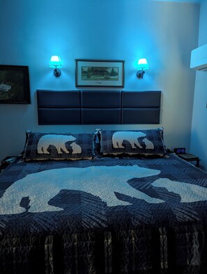 1 soverom, strykejern/-brett, wi-fi (inkludert) og sengetøy