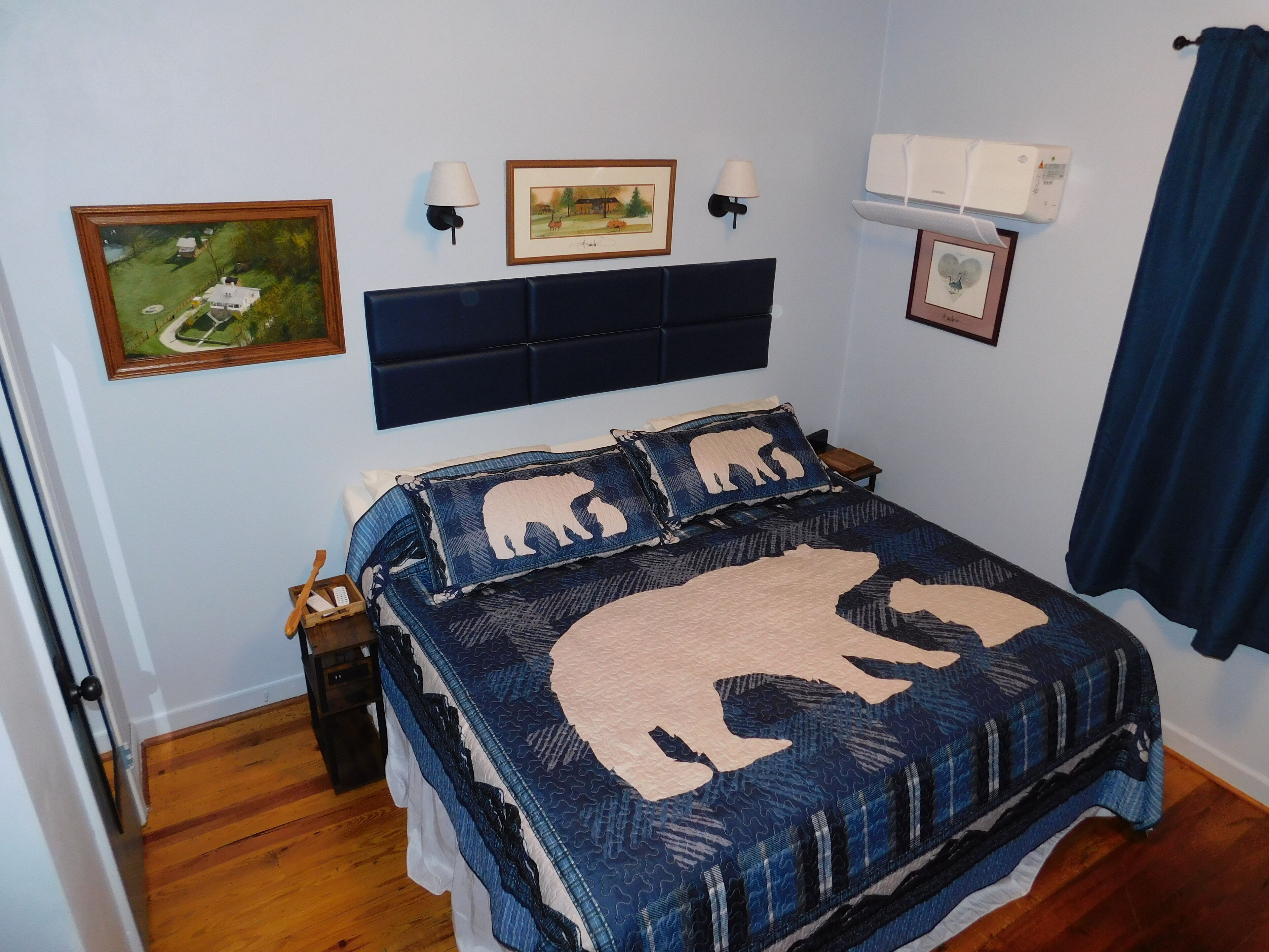 1 soverom, strykejern/-brett, wi-fi (inkludert) og sengetøy