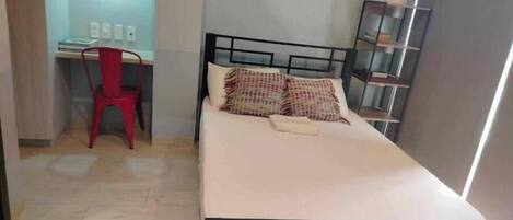 1 dormitori, wifi i roba de llit