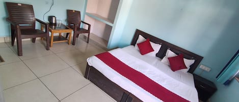 Deluxe Suite, Balcony, Mountain View | Free WiFi