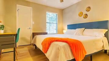 1 bedroom, iron/ironing board, WiFi, bed sheets