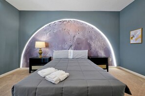 15 bedrooms, travel crib, WiFi, bed sheets