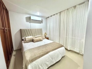 2 soverom, strykejern/-brett, wi-fi og sengetøy