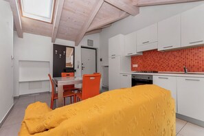 1 Schlafzimmer, BĂŒgeleisen/BĂŒgelbrett, BettwĂ€sche