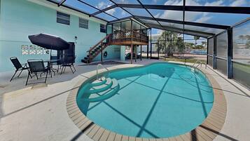 House (2 Bedrooms) | Front of property