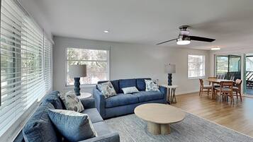 House (2 Bedrooms) | Property amenity