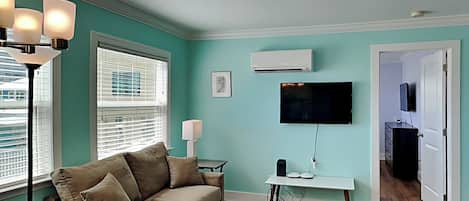 House (2 Bedrooms) | Property amenity