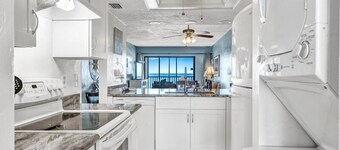 Riviera Club 204