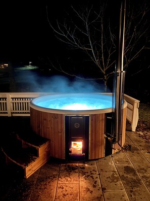 Bain à remous extérieur