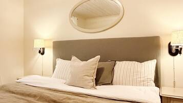 6 sovrum, skrivbord, strykjÀrn/strykbrÀda och resesÀng