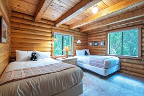 3 Schlafzimmer, Schreibtisch, Bügeleisen/Bügelbrett, Internetzugang