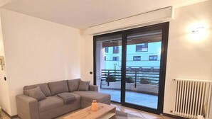 Apartment, 1 Bedroom, Accessible, Balcony | Living room - Central Apartment Caniggia 1 With Terrace in Como (Como)