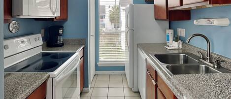 Condo (1 Bedroom) | Property amenity