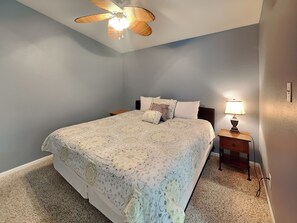 Condo (1 Bedroom) | Property amenity