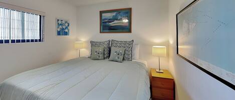 Condo (2 Bedrooms) | Property amenity