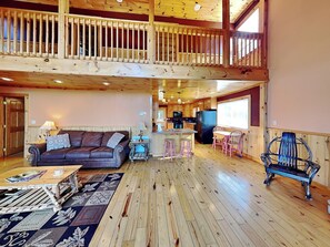 Studio (2 Bedrooms) | Property amenity - Amazing Point of View by Jackson Mountain Rentals (Gatlinburg)