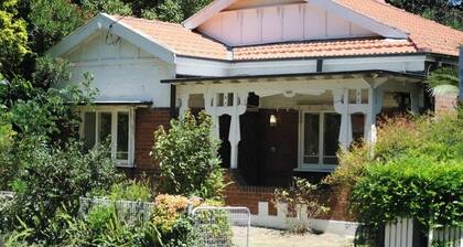 Entire 3 bedroom guest suite in Burwood