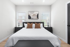 4 bedrooms, desk, iron/ironing board, free WiFi