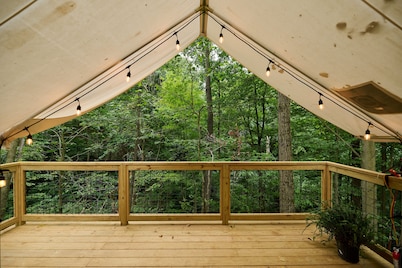Valley Overlook, Peninsula, Ohio - Glamping Tent P7