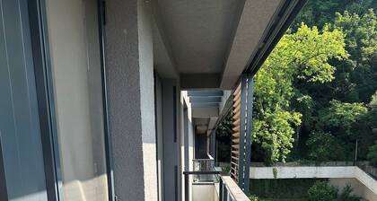 Apartment with Balcony and Parking, Danube & Green View