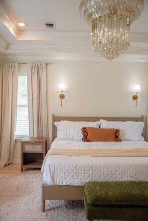 4 bedrooms, iron/ironing board, travel cot, WiFi
